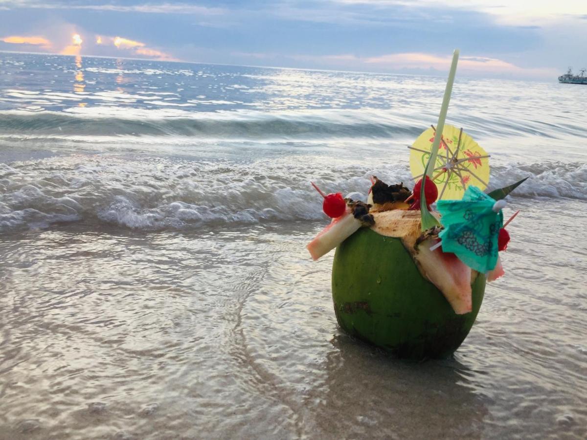 Pic-Nic Beach Corn Island Hotel Buitenkant foto
